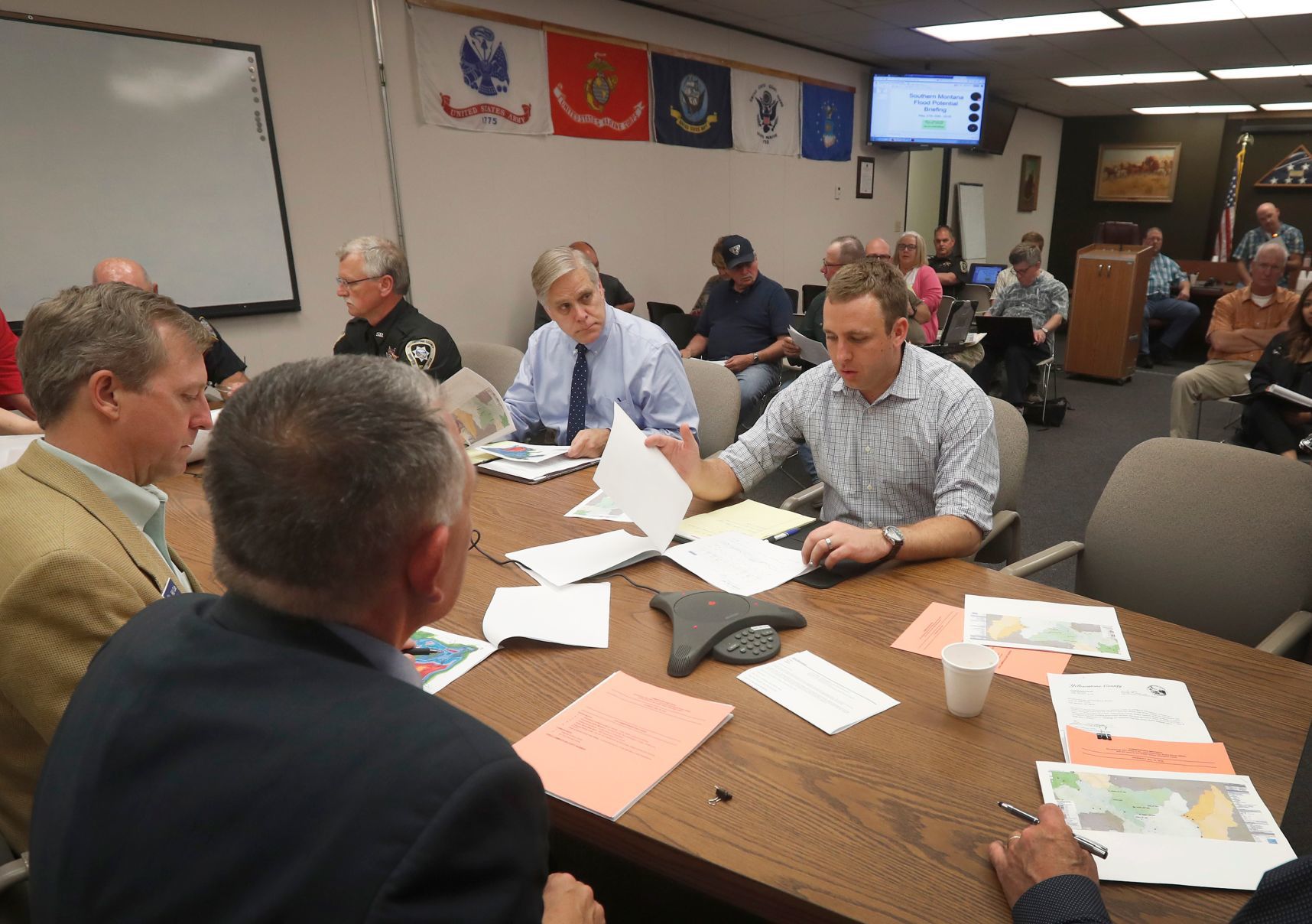City holds meeting to prep for possible flooding